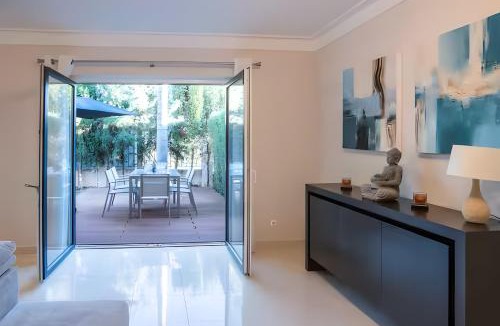 Penina House | Family 3br Townhouse w pool Terrace