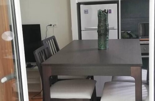 Alfama Apartment | Family Apartment with Balcony in Graça