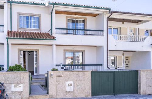 Viana do Castelo House | Family Beach House in Amorosa, Northern Portugal