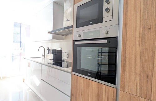 Cacilhas Apartment | Family-Friendly 2BR Apartment Minutes from Lisbon Ferry