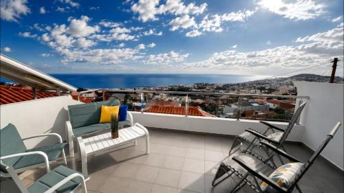 Imaculado Coracao de Maria House | Family Home, Private Terrace, Stunning Ocean View