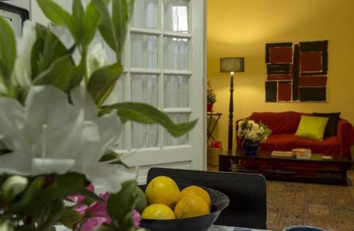 Ponta Delgada House | Family House Garden
