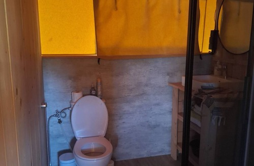 Apra Cabin | Family Poco Novo Glamping Lodge in Loulé Algarve for 3-4 people