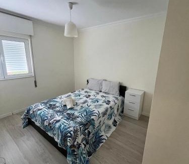 Apelacao Apartment | Family T3 - Parking - 15min Lisbon - Airport