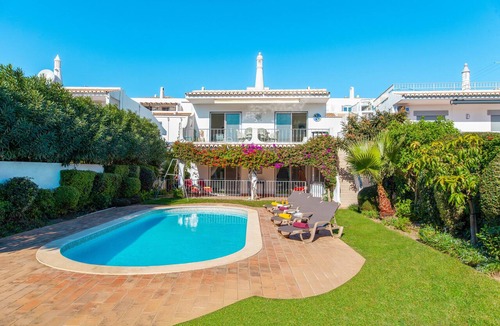 Olhos D'Agua Villa | Family Villa w/Pool in Olhos d’Água