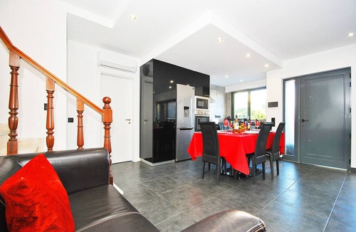 Urbanizacao dos Calicos Villa | Family villa with BBQ and heatable pool