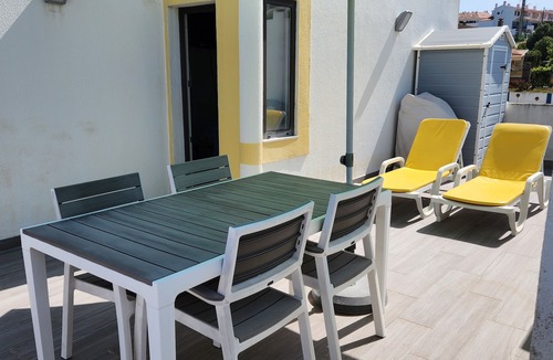 Mafra Apartment | Fantastic TopFloor Apartment Ericeira Beach, Swimming pool, Terraced Seaview