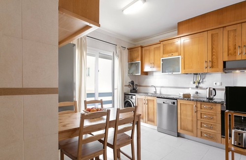 Peniche Apartment | Ferrel Apartment - Central Retreat