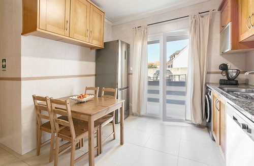 Peniche Apartment | Ferrel Apartment - Central Retreat