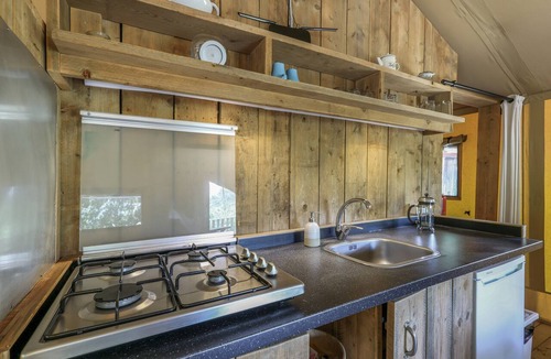 Molares RV Rental | "Figo Glamping" Tent with Mountain View, Private Pool, and Wi-Fi