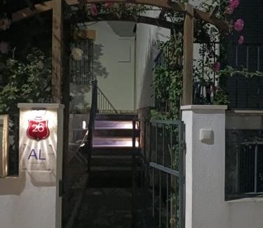 Corroios House | Flamingo's Bay