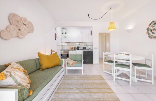 Vale de Parra Apartment | Flat Buganvilia OCV - Pool & Private Parking