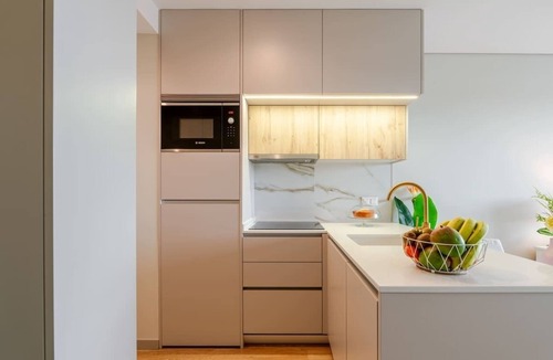 Santa Marinha Apartment | Flato with Balconies in Gaia by HostWise