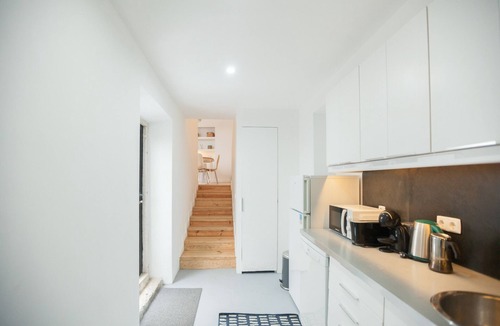Encarnacao Apartment | FLH Bairro Alto Apartment with Terrace