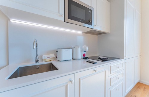 Old Town Apartment | FLH Funchal A Quinta do Conde Balcony Flat VI