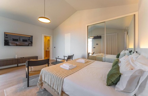 Sao Goncalo Apartment | FLH Funchal Studio Blue View Gardens