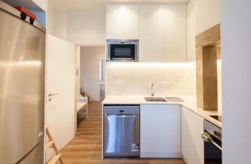 Alfama Apartment | FLH Graça Charming Duplex with Small Pool