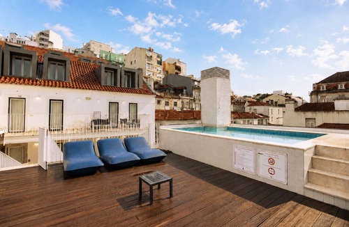 Mouraria Apartment | FLH Intendente Chic Apartment with Rooftop Pool