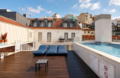 Mouraria Apartment | FLH Intendente Chic Apartment with Rooftop Pool