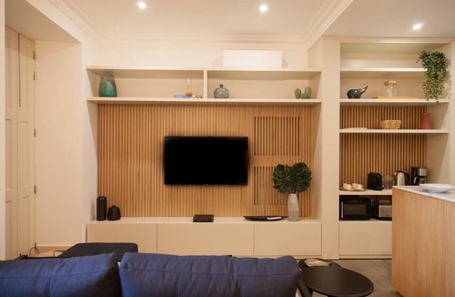 Lisbon Old Town Apartment | FLH Lapa Design Apartment with Terrace