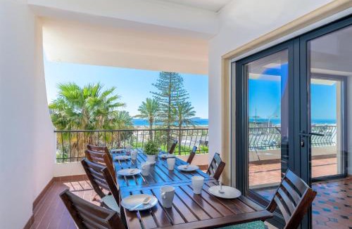Vila Real Santo Antonio Apartment | FLH Monte Gordo Family Flat with Balcony