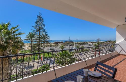 Vila Real Santo Antonio Apartment | FLH Monte Gordo Family Flat with Balcony
