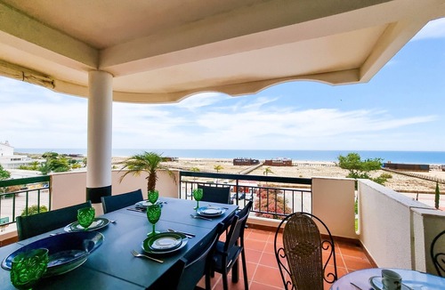 Vila Real Santo Antonio Apartment | FLH Monte Gordo View Apartment with Balcony
