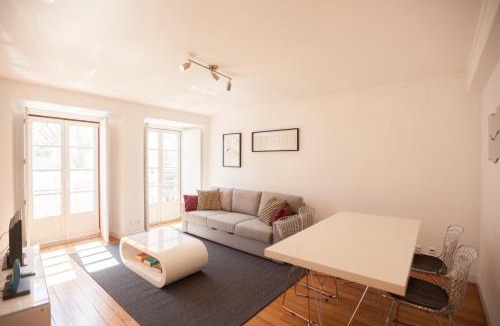 Sao Bento Apartment | FLH São Bento Sunny Flat with Terrace