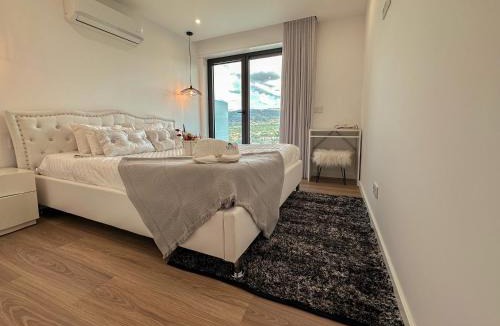 Beijos Apartment | Flora Guest House