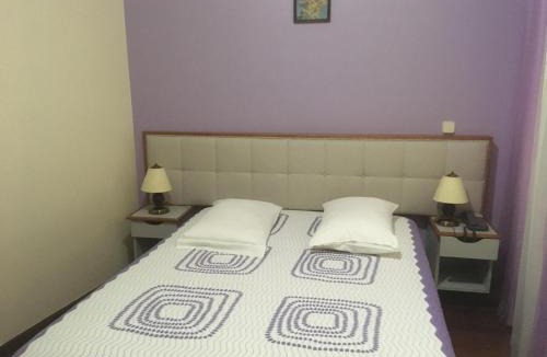Chaves Bed & Breakfast | Florinda
