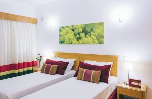 Areias de Sao Joao Hotel | For The Whole Family! Four Spacious Units, 2 Swimming Pool, Free Parking!