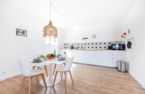 Vila do Bispo Apartment | Fortaleza sea view Villa Miramar - Downstairs Apartment