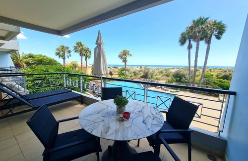 Alfarrobeira Apartment | Foz da Ria by Interhome