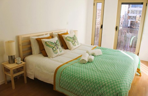 Casal da Ladeira Apartment | Free parking & Self check-in & 5min walk subway
