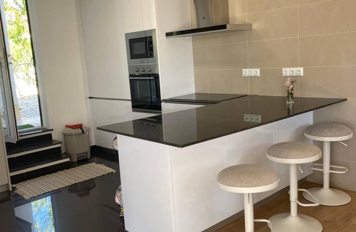 Galamares Villa | Galamares - between the mountains and the sea. Large villa completely renovated.