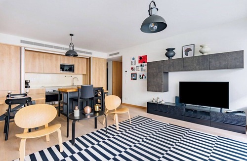Santo Antonio Apartment | Gelman's Getaway in Lisbon