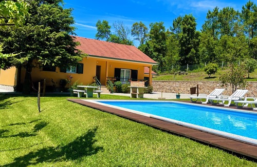 Arcos de Valdevez House | Gerês Portela house with private pool