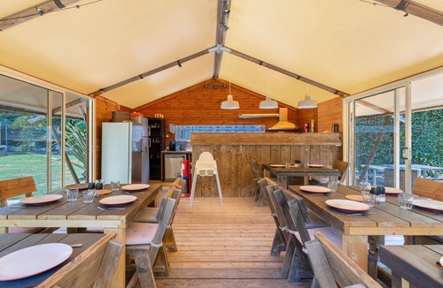 Molares Apartment | Glamping Apartment with Mountain View, Wi-Fi and Air Conditioning