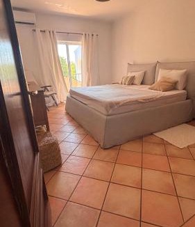 Figueiral Apartment | Golden Triangle Retreat Near Quinta do Lago