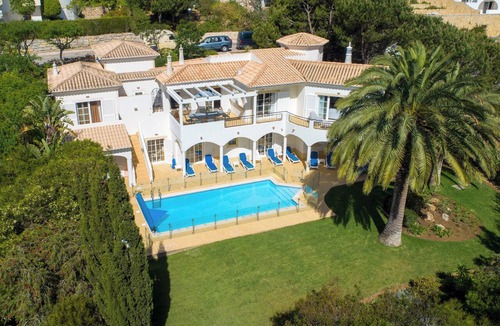 Vila do Bispo Villa | Golfe San Antonio (PDF) 5 bed Luxury Villa/Pool fence/Heated Pool/WIFI