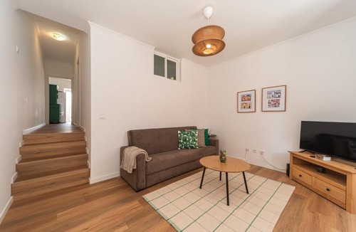 Santa Engracia Apartment | Graca Delight Terrace by Hosty