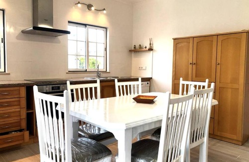 Vieira de Leiria House | Grandma's Nest