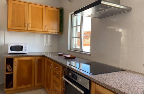 Vieira de Leiria House | Grandma's Nest
