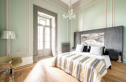 Bonfim Hotel | Green Suite with bathtub - Charm Palace Porto Boutique Guesthouse