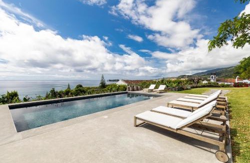 Ribeira das Tainhas Villa | Guava Azores