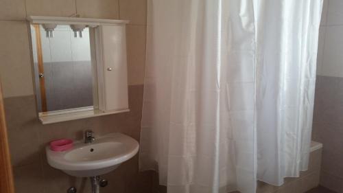 Horta Hostel | Guest House Host O Morro