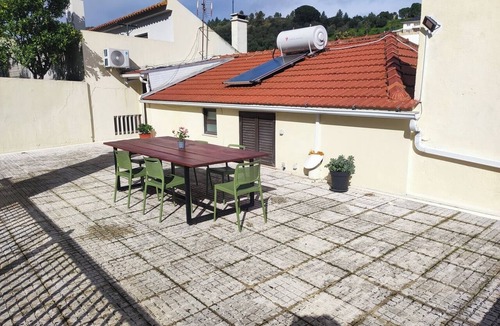 Triana Apartment | GuestHouse AL Santa Catarina, room C, Alenquer