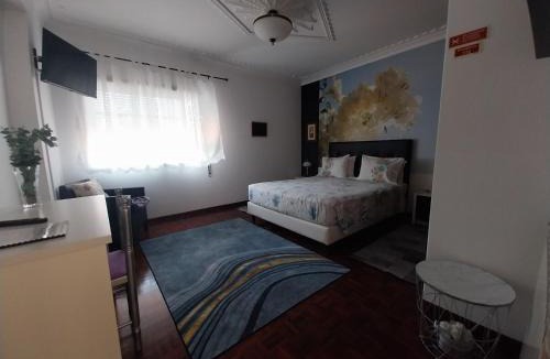 Nazare House | GuestHouse Pombinha