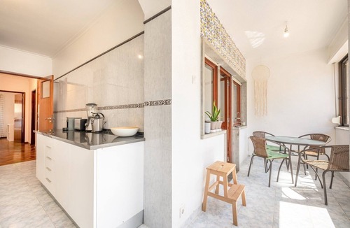 Carcavelos Apartment | GuestReady -Beachside apt near Praia de Carcavelos