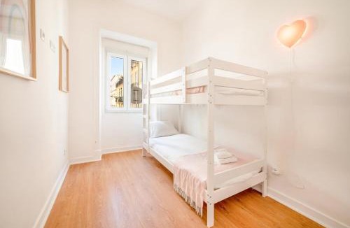 Santa Engracia Apartment | GuestReady - Captain's residence R/C near Alfama